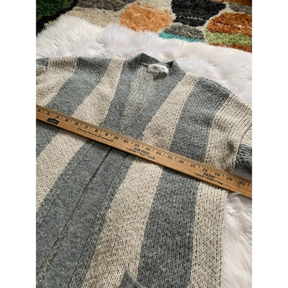 The Great.  Cardigan sweater - Picture 6 of 10